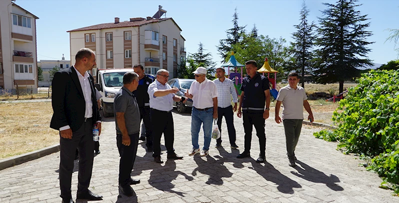 BAŞKAN ÖZAŞKIN ALTIGÖZ MAHALLESİ’NDE VATANDAŞLARLA BULUŞTU