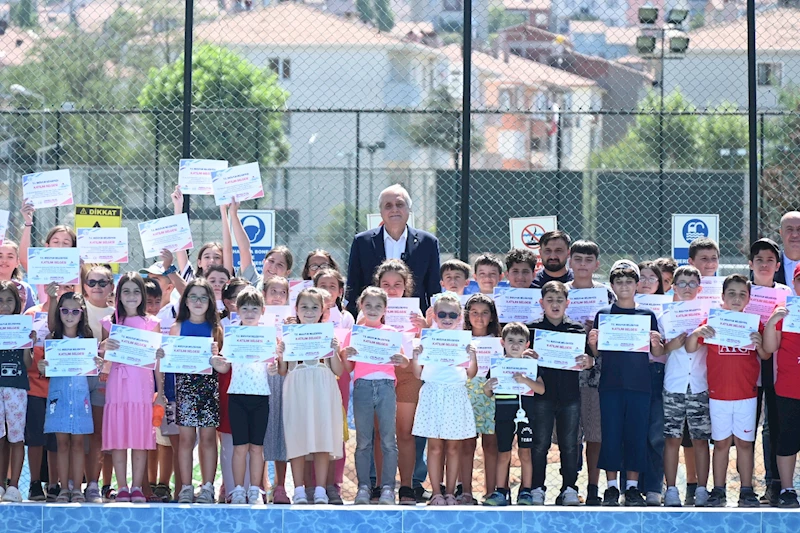 -KATILIM BELGELERİNİ BAŞKAN BAKKALCIOĞLU’NUN ELİNDEN ALDILAR
