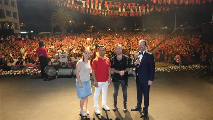 ALANYA’DA ZAFER BAYRAMI COŞKUSU