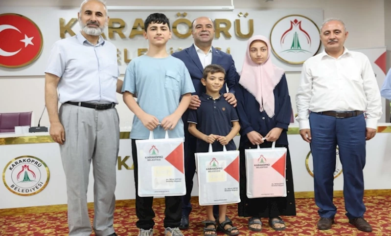 KARAKÖPRÜ’DE KUR’AN KURSUNDA BAŞARILI OLAN ÖĞRENCİLER ÖDÜLLENDİRİLDİ