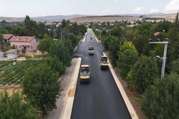 KESKİN MAHALLESİ YENİ YOLUNA KAVUŞUYOR