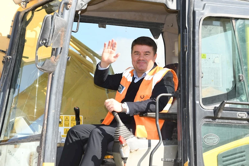 ESKİ YAPILAR GİDİYOR, YENİ HAYATLAR BAŞLIYOR