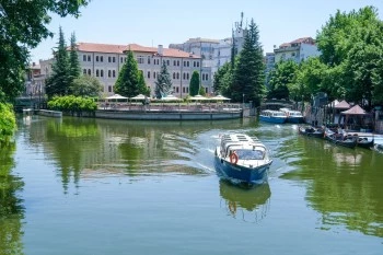 10 BİN KİŞİ ESKİŞEHİR’İN YARINLARINDA SÖZ SAHİBİ OLMAK İÇİN OY KULLANDI