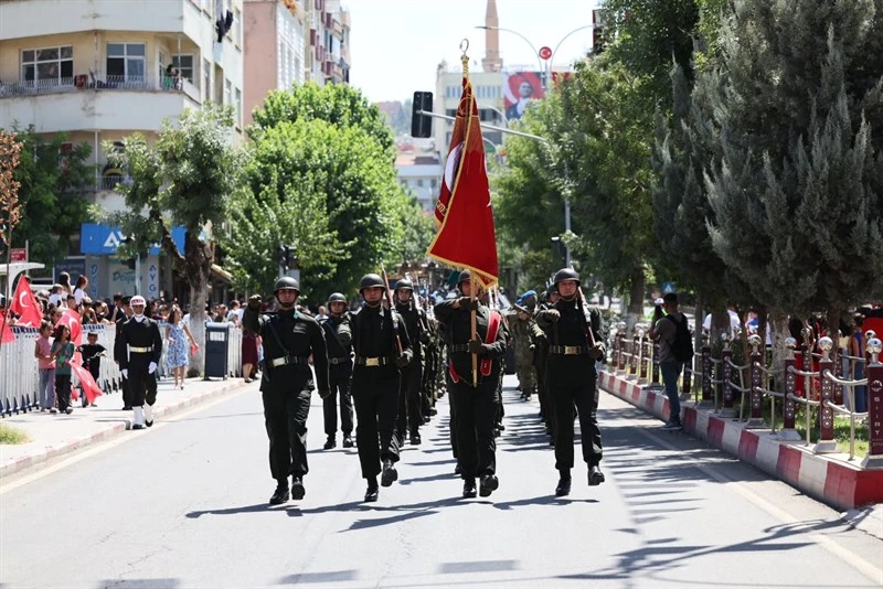 30 AĞUSTOS ZAFER BAYRAMI’NIN 103. YILDÖNÜMÜ COŞKUYLA KUTLANDI