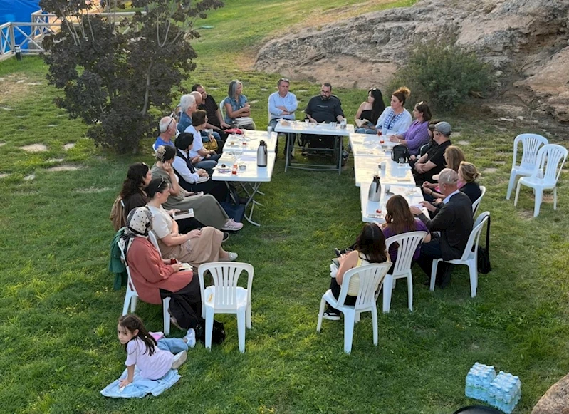 YENİ DÖNEM KİTAP KRİTİĞİNE JACK LONDON’UN ESERİYLE BAŞLADILAR