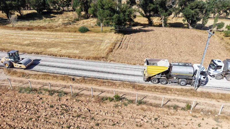Büyükşehir, Afşin’de Kırsal Mahallelerin Ulaşımını İyileştiriyor