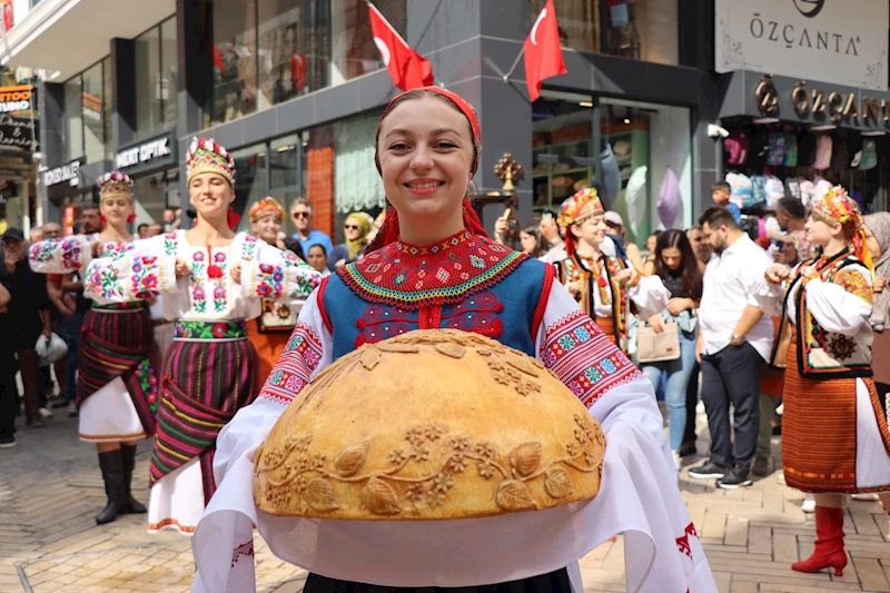 PİŞMANİYE FESTİVALİ 2’NCİ GÜNÜNDE TÜM HIZIYLA DEVAM EDİYOR