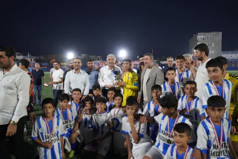 Kahta Belediyespor U-13 Takımı Adıyaman Bölge Şampiyonu Oldu
