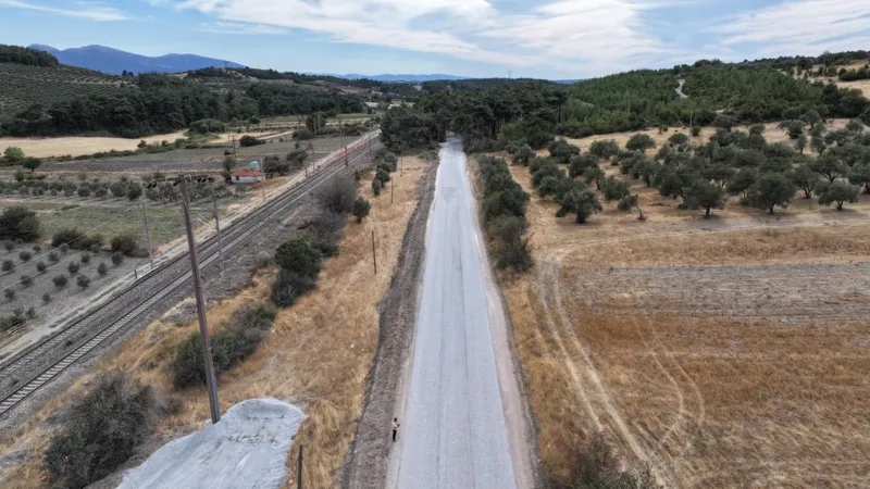 Başkan Dutlulu, Soma’daki Asfalt Çalışmalarını Yerinde İnceledi