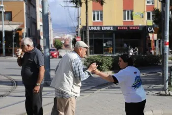 TOPLU TAŞIMAYI SEÇENLERE SICACIK JEST