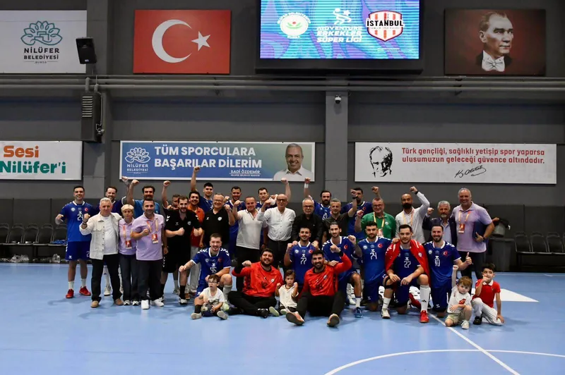 Nilüfer Belediyespor, dörtte dört yaptı