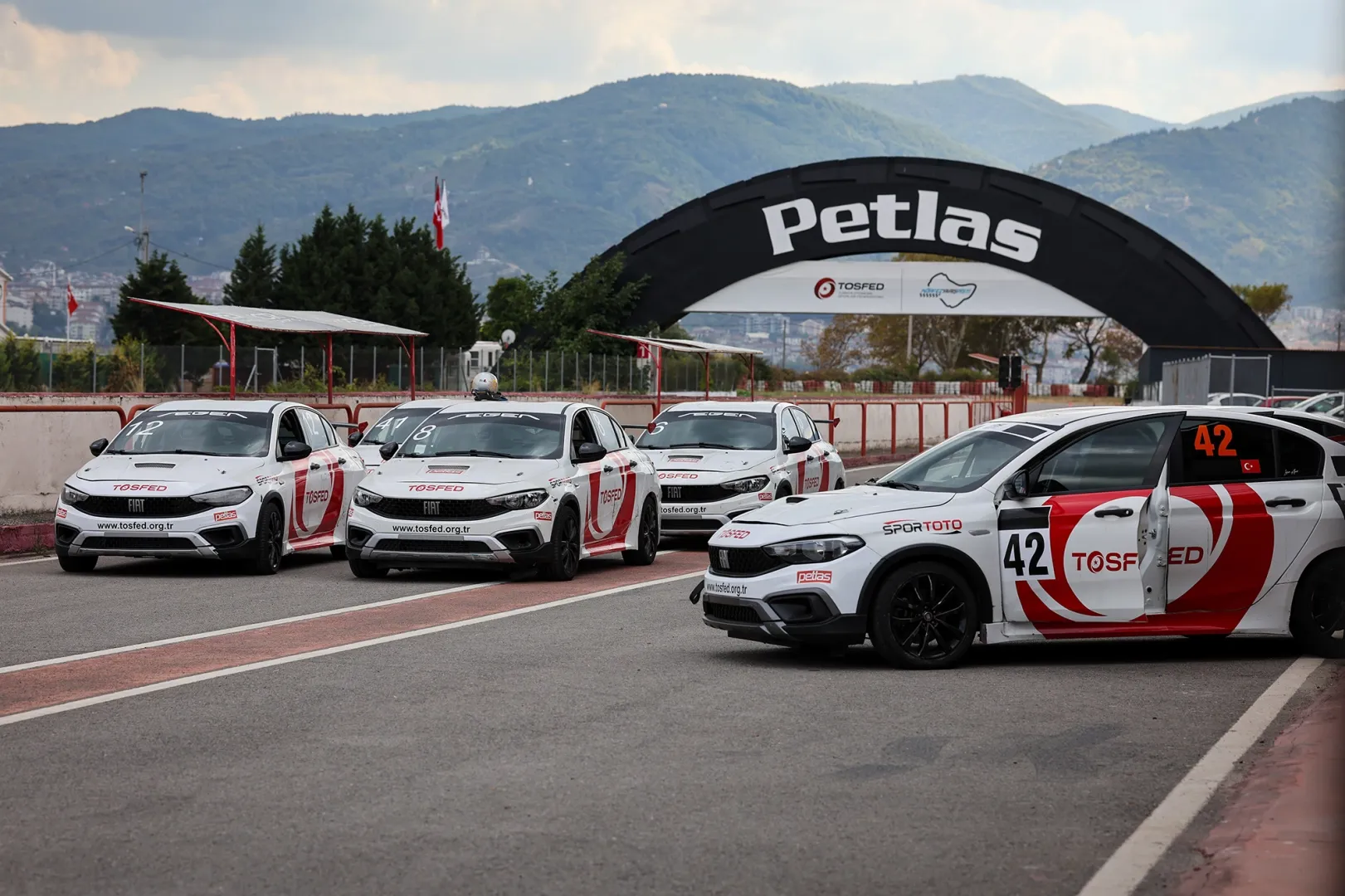 TOSFED Yıldızını Arıyor