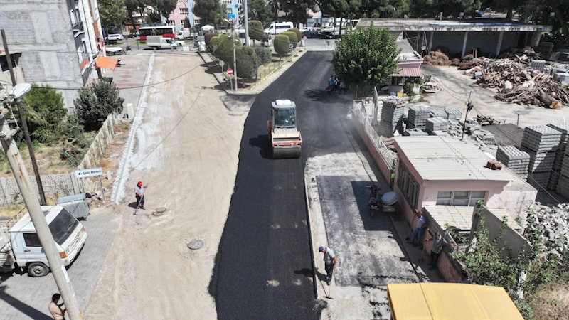 Büyükşehir’den Ahmetli’ye Sıcak Asfalt Çalışması