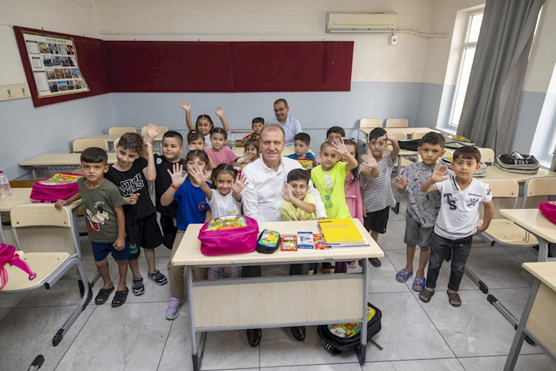 1. Sınıf Öğrencilerinin İlk Çantaları Başkan Seçer’den