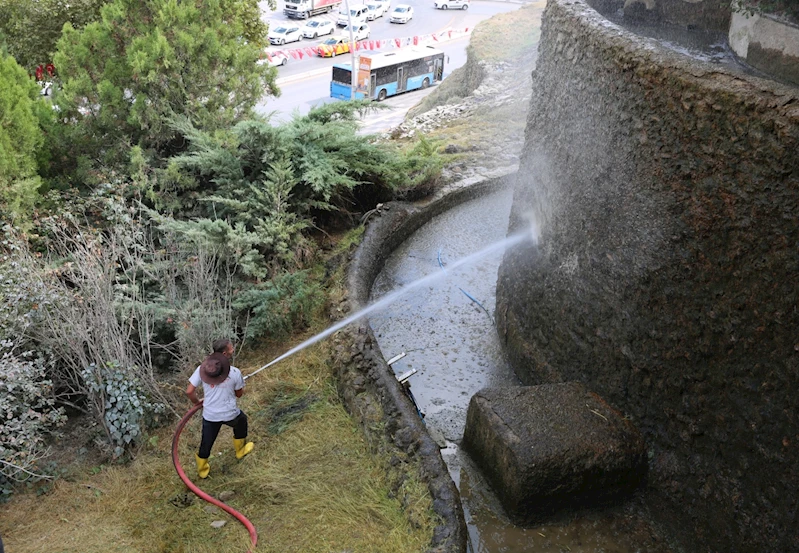 Büyük Keçiören Şelalesi sonbahara hazırlanıyor
