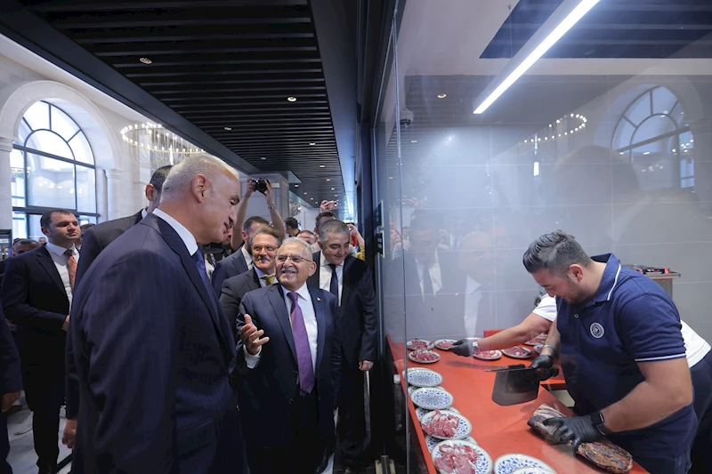 Büyükkılıç, Bakan Ersoy’a Mutfak Sanatları Merkezi’ni Tanıttı