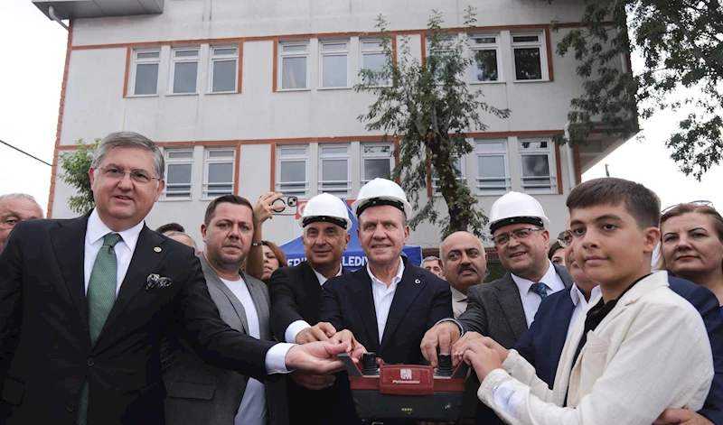 TBB Başkan Vekili Seçer, Kocaeli’ye Giderek Çeşitli Ziyaretlerde Bulundu, Temel Atma ve Açılış Törenlerine Katıldı