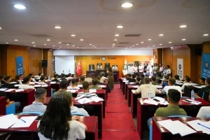 Eşbaşkanlardan göreve yeni başlayan personele tebrik: Birlikte kent için çalışacağız